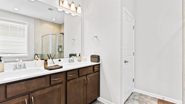 8081 Arrowwood Lane N, Maple Grove, MN 55369