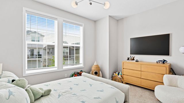 8081 Arrowwood Lane N, Maple Grove, MN 55369