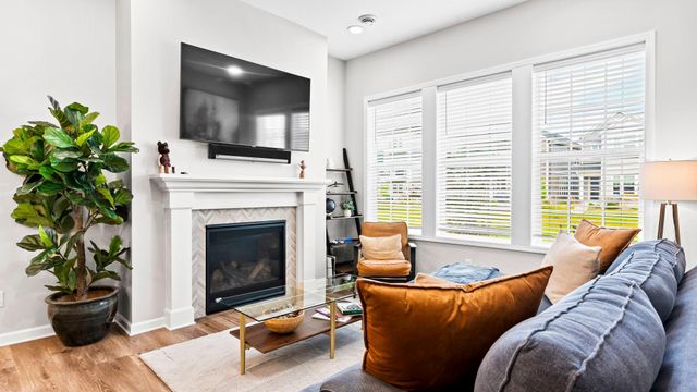 8081 Arrowwood Lane N, Maple Grove, MN 55369
