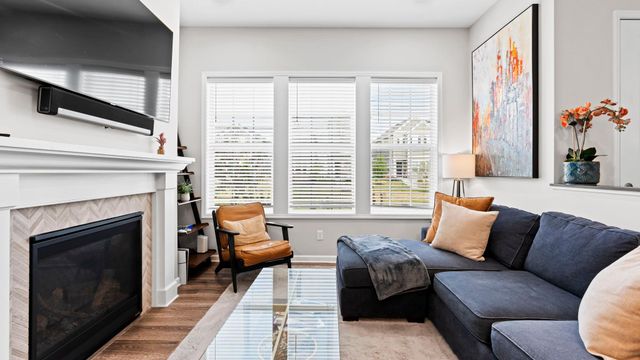 8081 Arrowwood Lane N, Maple Grove, MN 55369