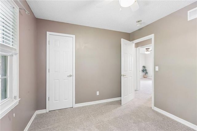 631 Cosby Street, Liberty, MO 64068