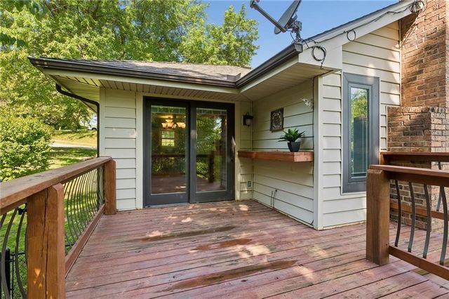 631 Cosby Street, Liberty, MO 64068