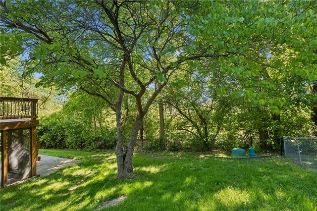 631 Cosby Street, Liberty, MO 64068