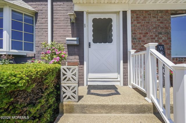 5 Vine Court, Long Branch, NJ 07740