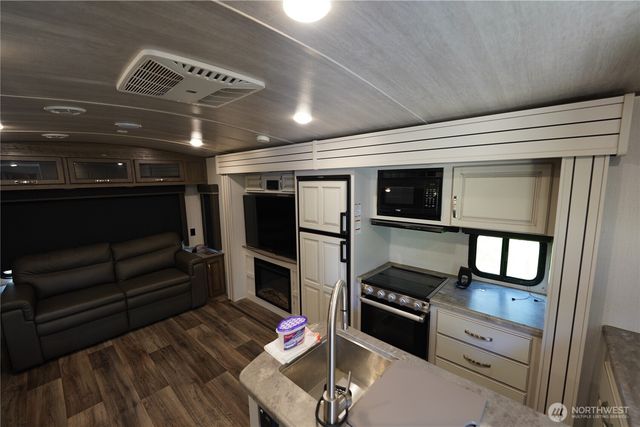 27509 U Street, Ocean Park, WA 98640