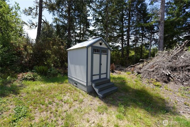 27509 U Street, Ocean Park, WA 98640