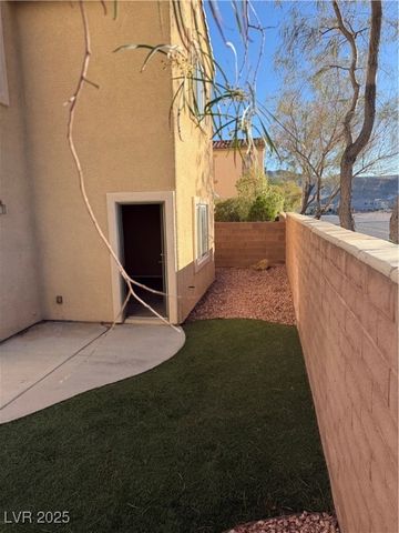 9869 Juno Hills Street, Las Vegas, NV 89178