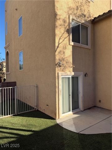 9869 Juno Hills Street, Las Vegas, NV 89178