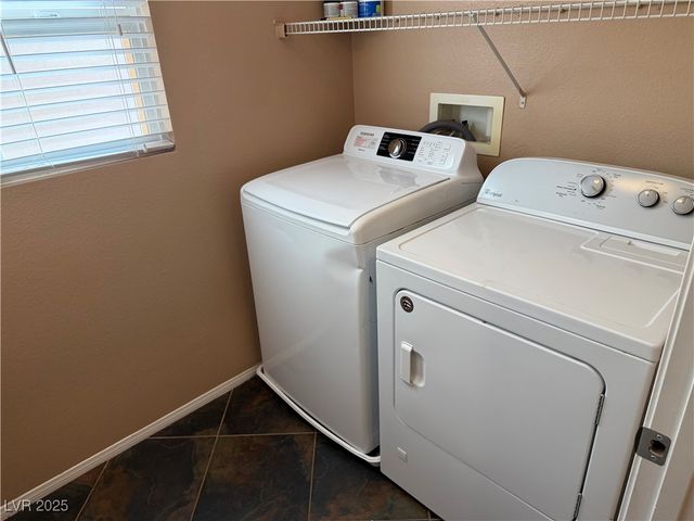 9869 Juno Hills Street, Las Vegas, NV 89178