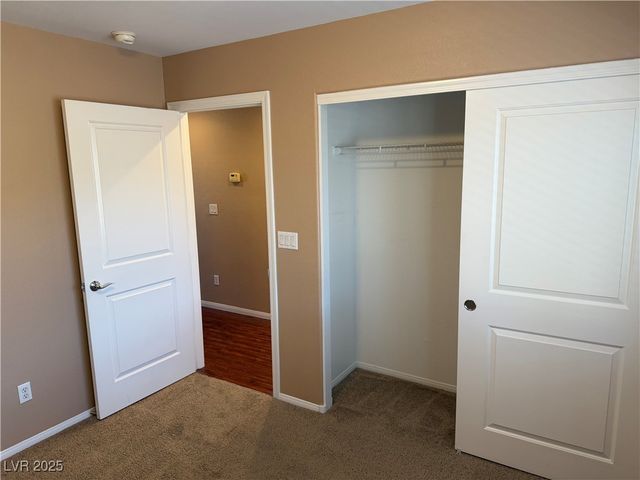 9869 Juno Hills Street, Las Vegas, NV 89178