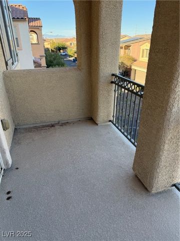 9869 Juno Hills Street, Las Vegas, NV 89178