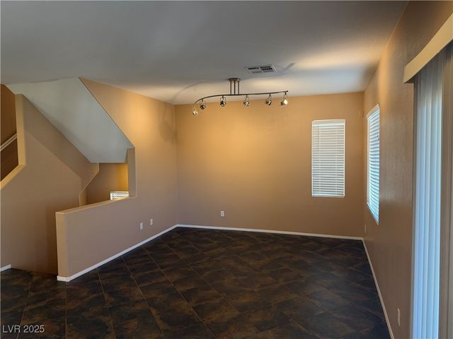 9869 Juno Hills Street, Las Vegas, NV 89178