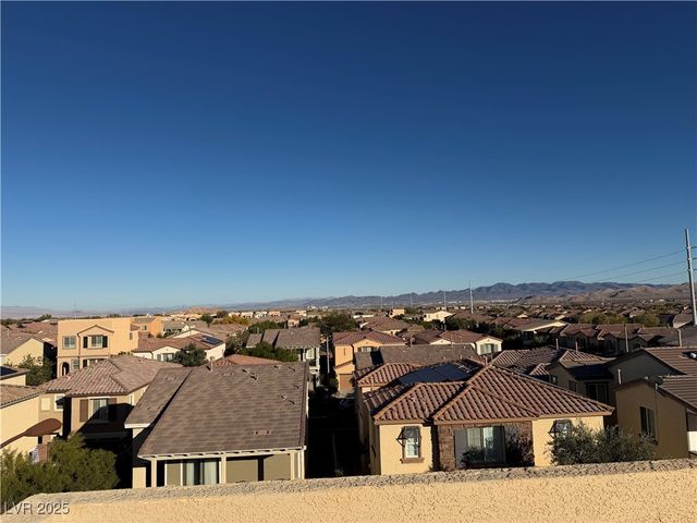 9869 Juno Hills Street, Las Vegas, NV 89178