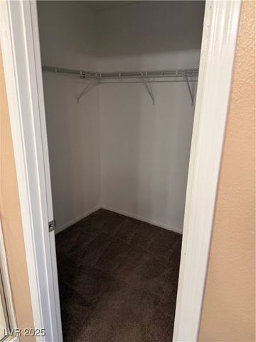 9869 Juno Hills Street, Las Vegas, NV 89178