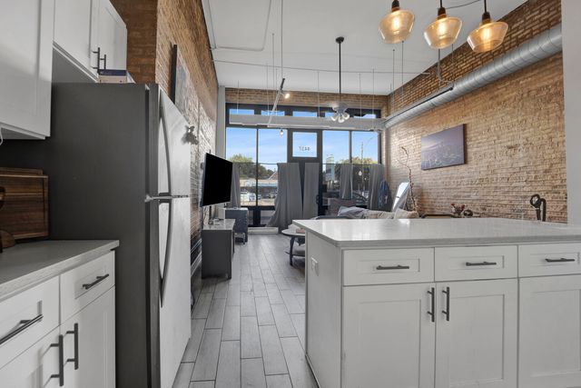 4437 W Fullerton Avenue SF, Chicago, IL 60639