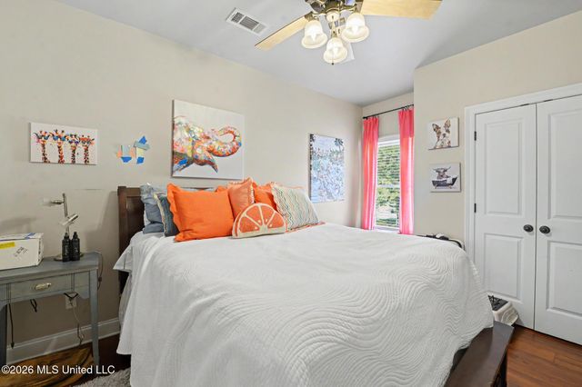 6040 Choctaw Place, Kiln, MS 39556
