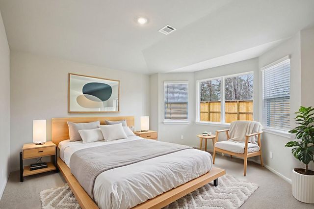 5116 Redbud Valley Drive, Pearland, TX 77584