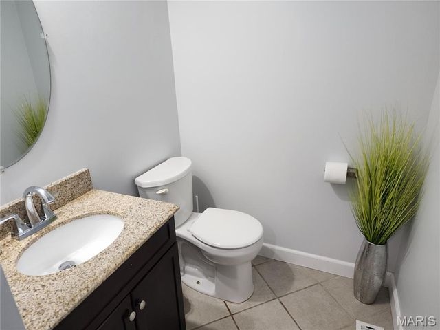 4421 Southview Way Drive, Mehlville, MO 63129