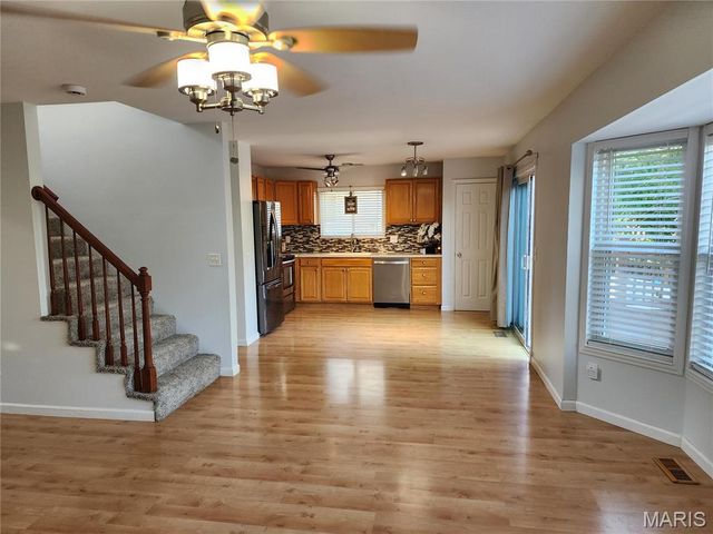 4421 Southview Way Drive, Mehlville, MO 63129