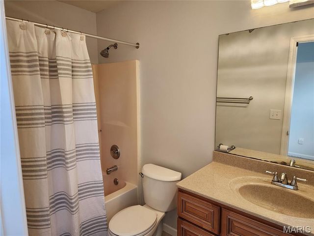 4421 Southview Way Drive, Mehlville, MO 63129