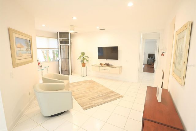 3527 FAIR OAKS LANE, Longboat Key, FL 34228