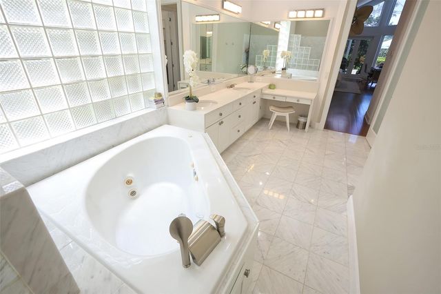 3527 FAIR OAKS LANE, Longboat Key, FL 34228