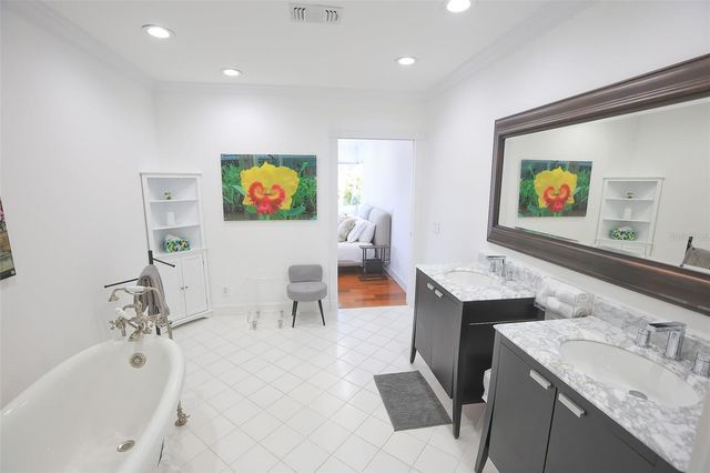 3527 FAIR OAKS LANE, Longboat Key, FL 34228