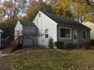 1240 WAGNER Avenue, Bloomfield Charter Township, MI 48302