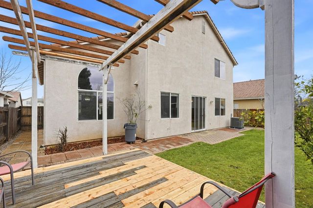 2638 Macon Dr, Sacramento, CA 95835