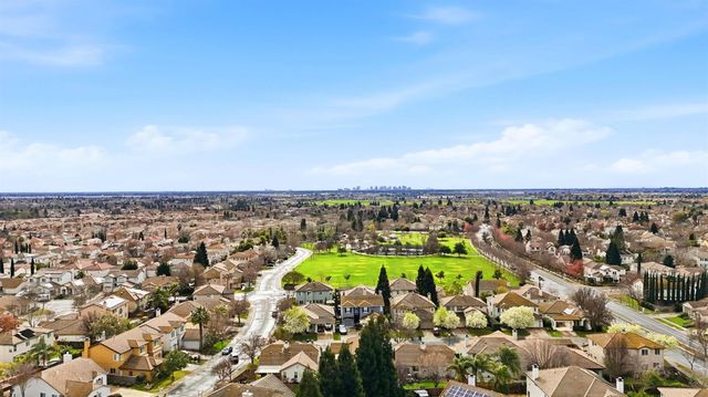 2638 Macon Dr, Sacramento, CA 95835