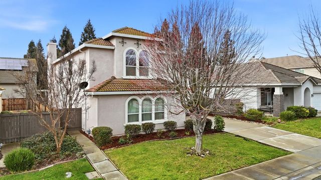 2638 Macon Dr, Sacramento, CA 95835