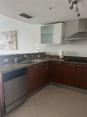 170 SE 14th St 2007, Miami, FL 33131
