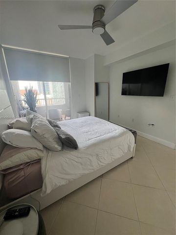 170 SE 14th St 2007, Miami, FL 33131