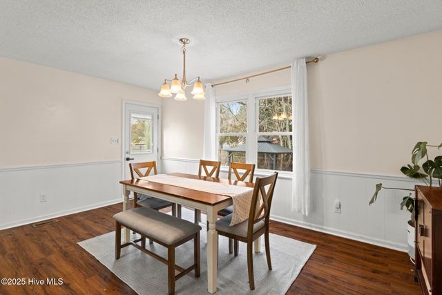 809 Barn Street, Jacksonville, NC 28540