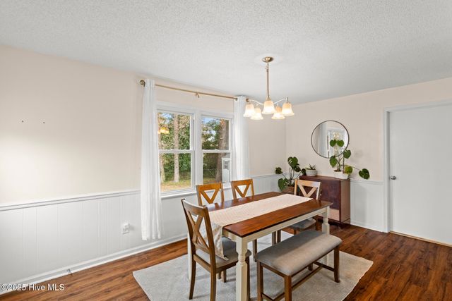 809 Barn Street, Jacksonville, NC 28540