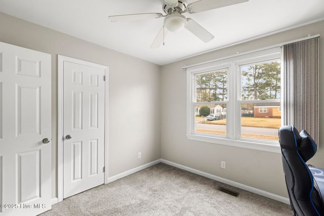 809 Barn Street, Jacksonville, NC 28540