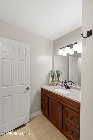 809 Barn Street, Jacksonville, NC 28540