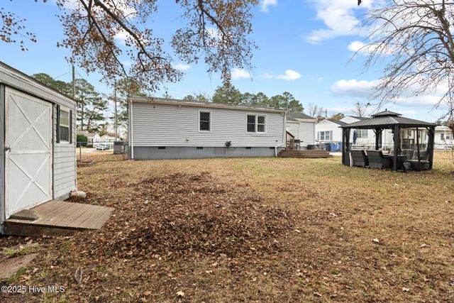 809 Barn Street, Jacksonville, NC 28540