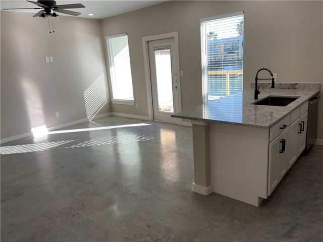 15414 Gun Cay Ct B, Corpus Christi, TX 78418