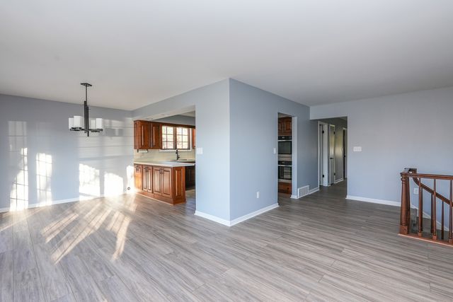 1752 Bittersweet Drive, St. Anne, IL 60964