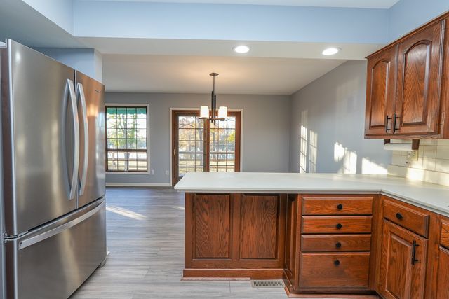 1752 Bittersweet Drive, St. Anne, IL 60964