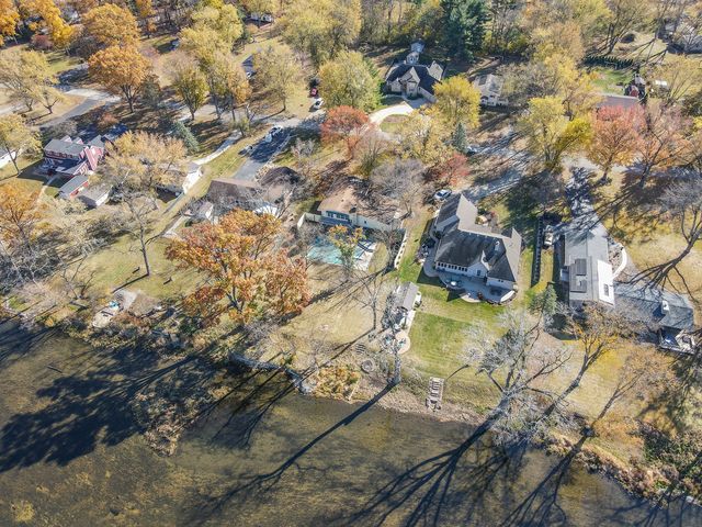 1752 Bittersweet Drive, St. Anne, IL 60964