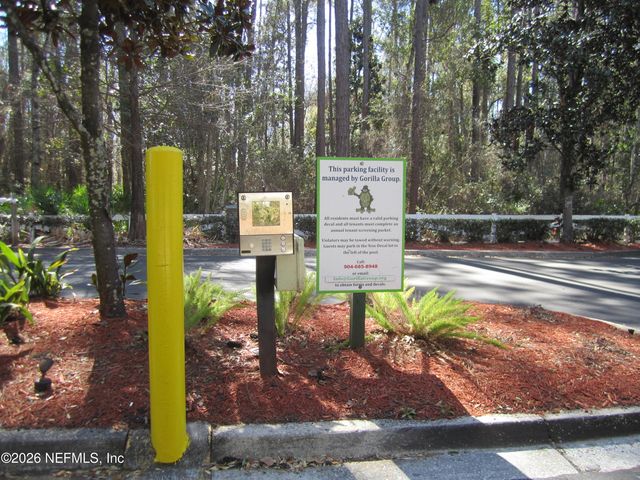 6093 MAGGIES Circle 115, Jacksonville, FL 32244