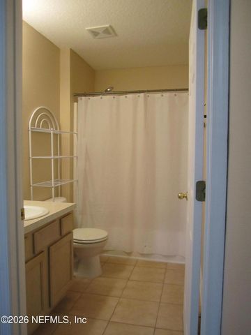 6093 MAGGIES Circle 115, Jacksonville, FL 32244