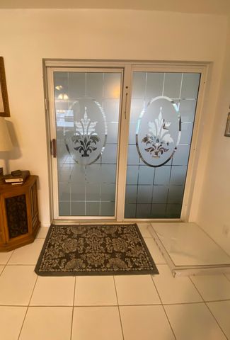 68 Stratford E, West Palm Beach, FL 33417