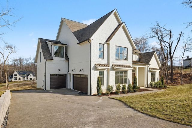 4813 Woodrow Pl, Arrington, TN 37014