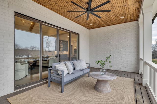 4813 Woodrow Pl, Arrington, TN 37014