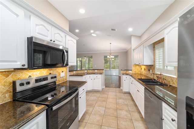 5613 NW 27TH PLACE, Ocala, FL 34482