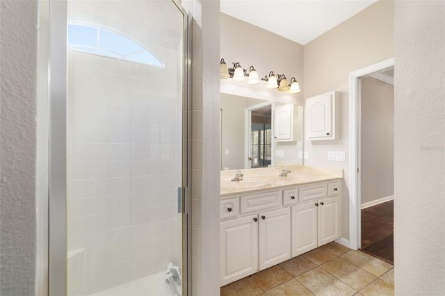 5613 NW 27TH PLACE, Ocala, FL 34482