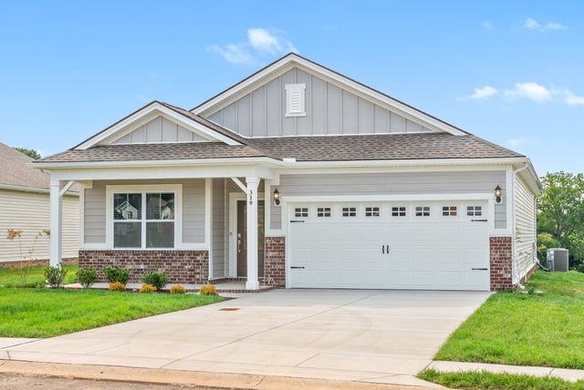 319 Lacewing Ln, Clarksville, TN 37043